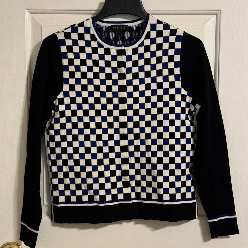 Carlisle Collection cardigan. EUC. Size small.